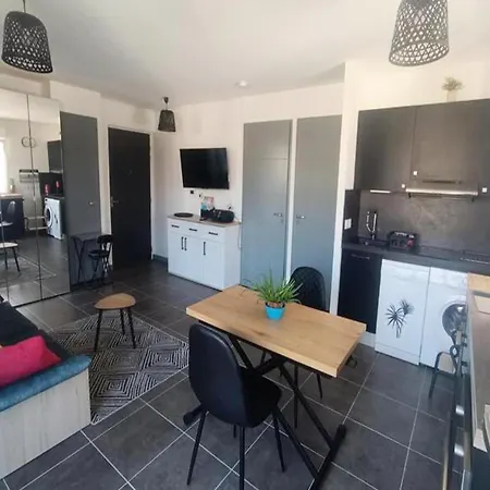 Studio For 2 People Lägenhet